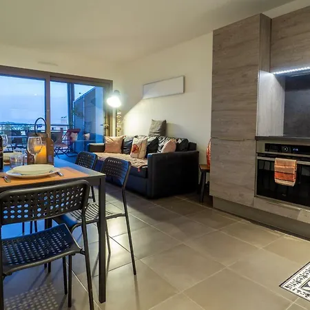 Apartment Art De Vivre Antibes